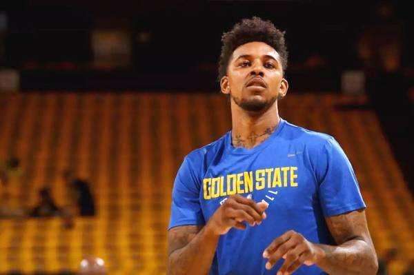 记者：皇马中卫阿森西奥因病将不会前往客场出战赫罗纳（记者：皇马中卫阿森西奥因病缺席客战赫罗纳）