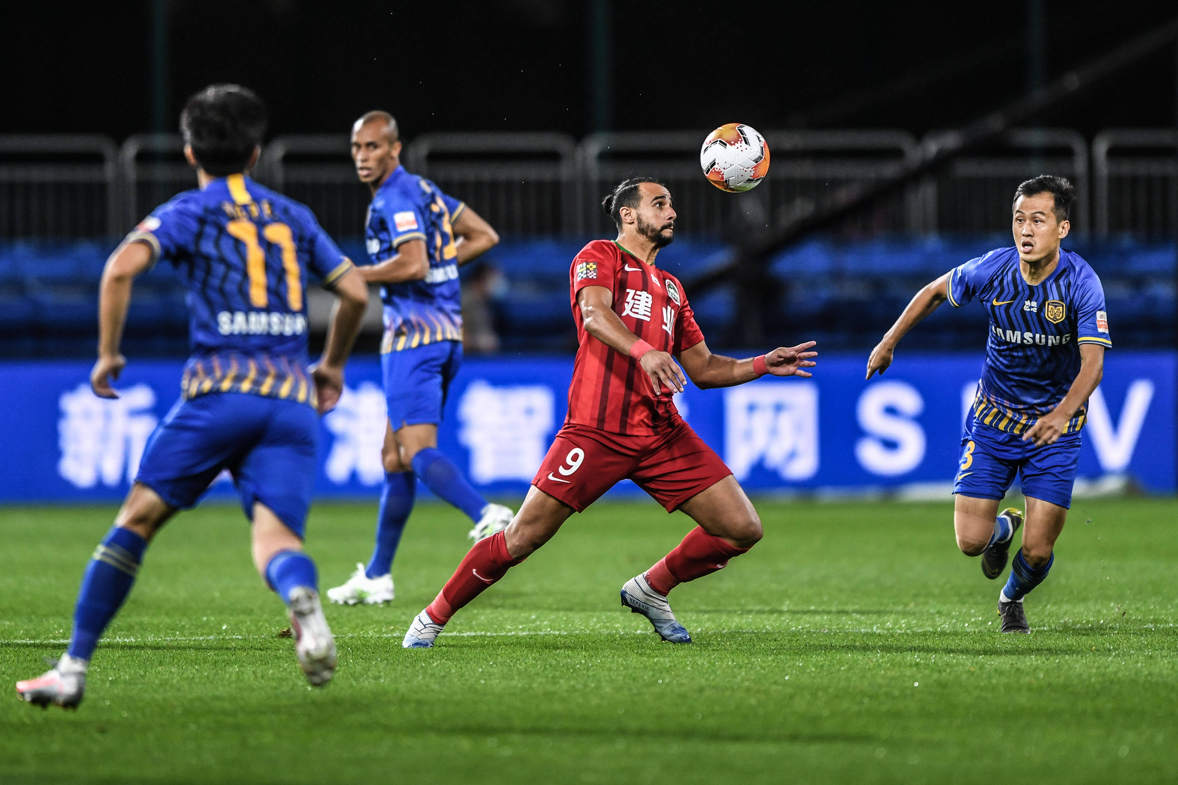 总有人黑C罗“跳水”？毛剑卿：这也是门艺术，跳得好叫艺术（毛剑卿谈C罗被指“跳水”：这也是门艺术，跳得好就是艺术）