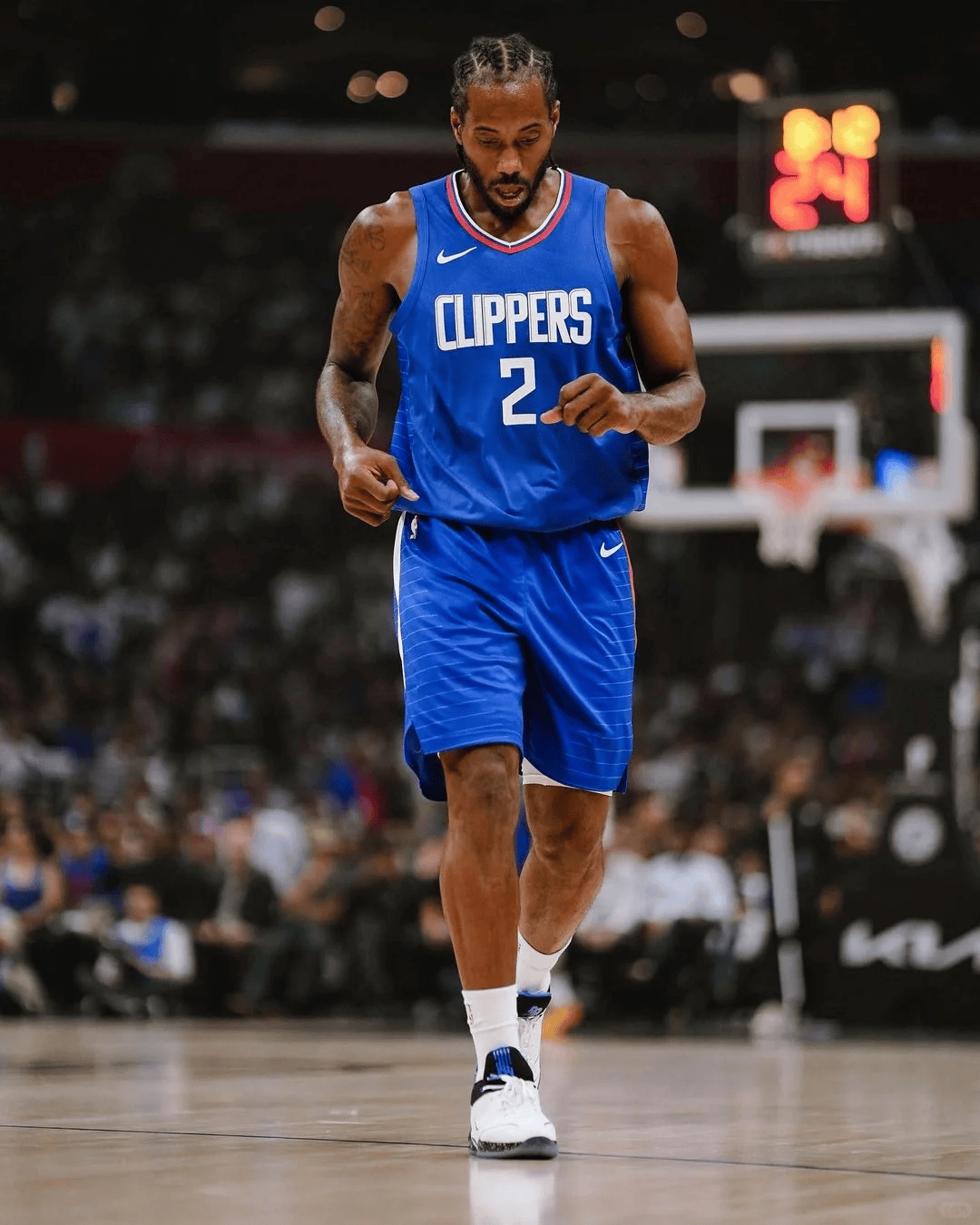 与4结缘，多特5轮欧冠联赛有4轮打入4球，剩下1轮被曼城进4球（多特欧冠5轮皆与数字4相连：4场各进4球，另1场被曼城灌4球）